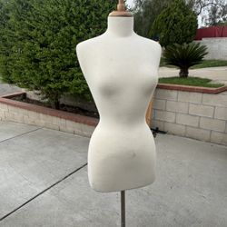 Mannequin 