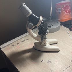 Microscope