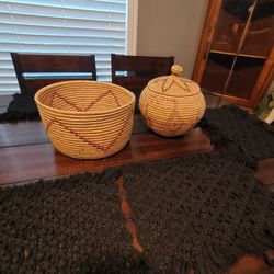 Antique Alaskan Yupik Hand Woven Basket 