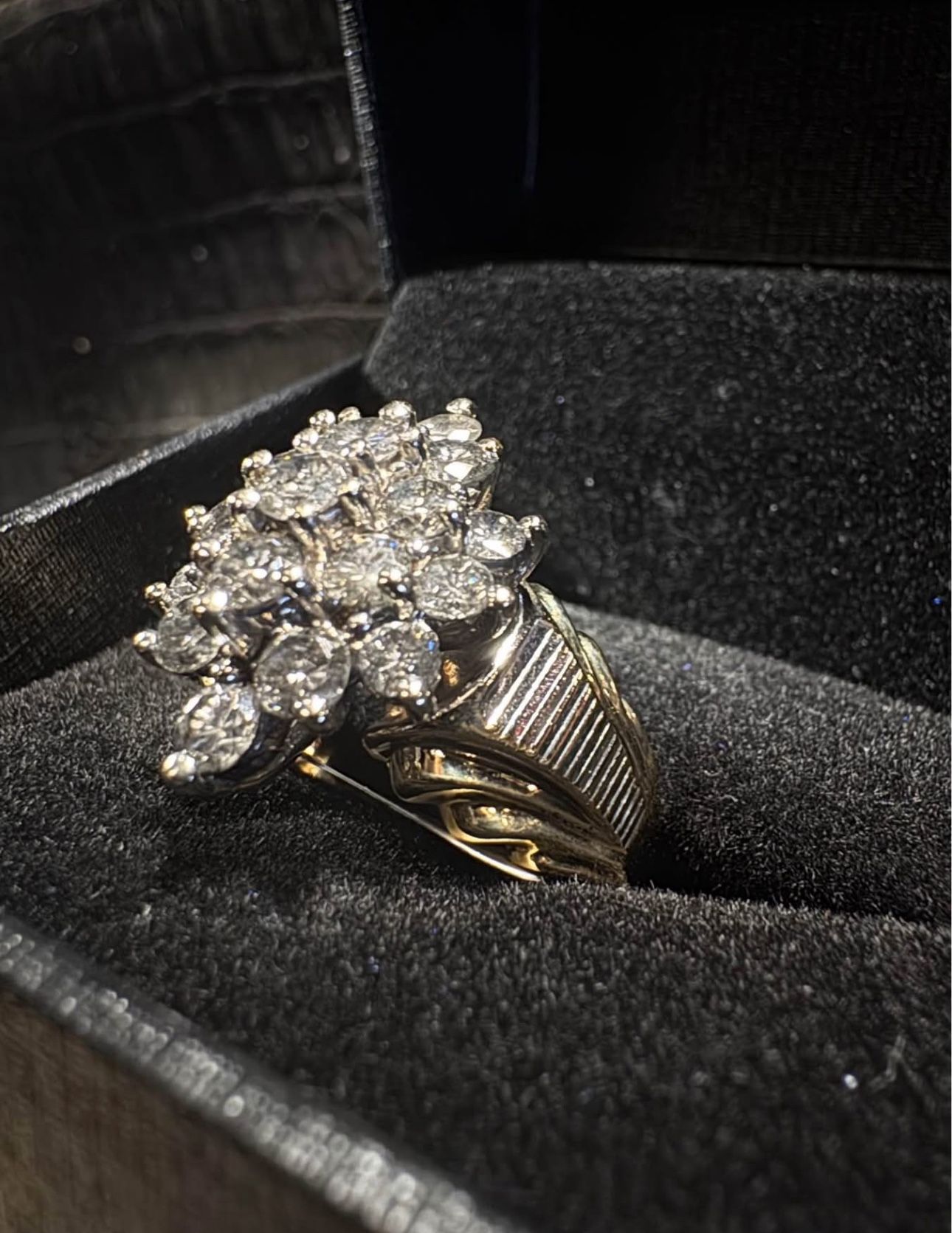 10K Gold All Natural Diamond Ring 