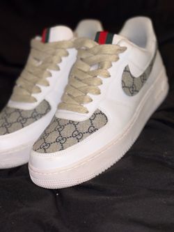 Men’s shoes size 10 Nike
