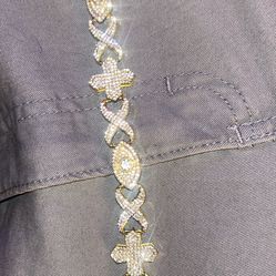 Unique gold plated bracelet