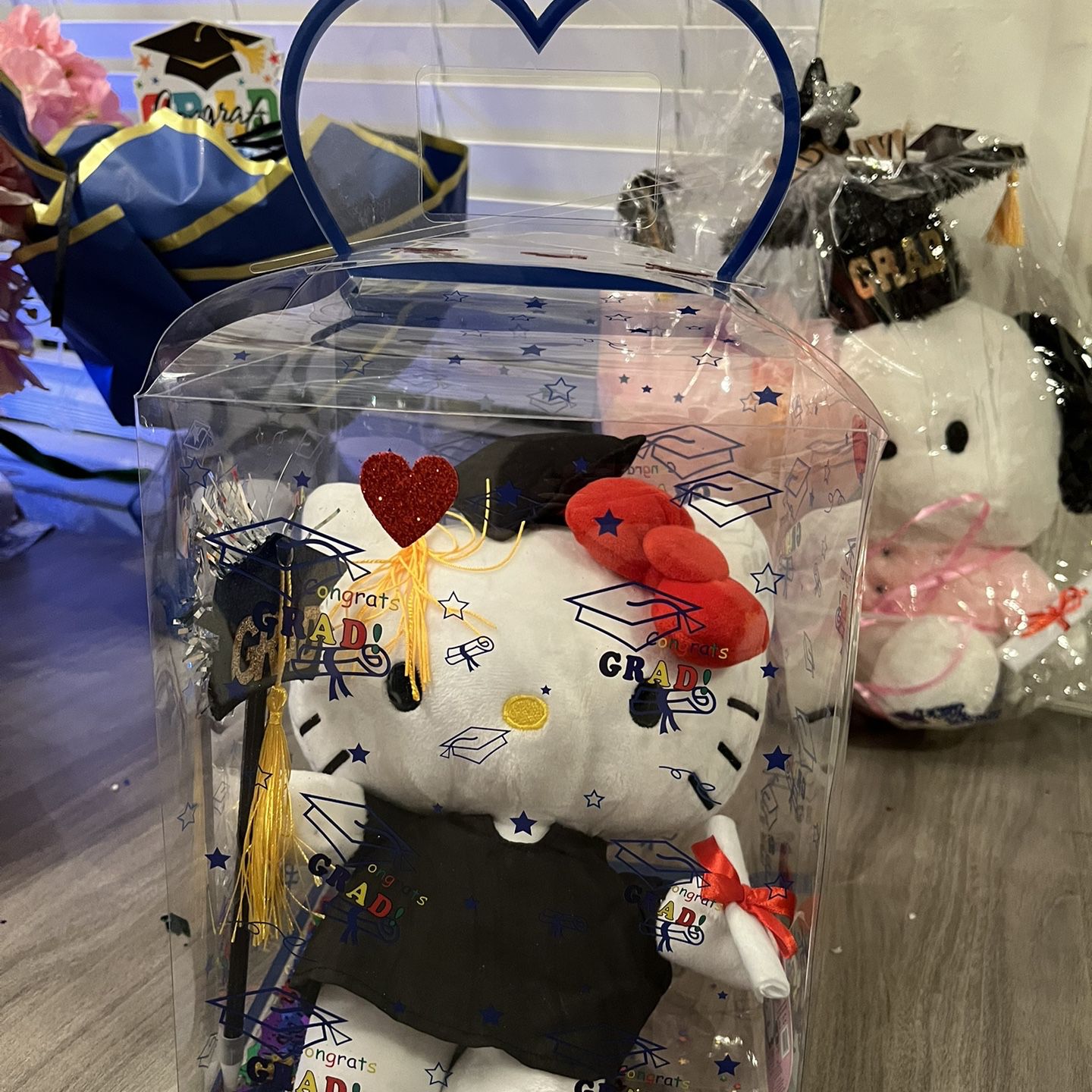 Hello Kitty Graduation Box 