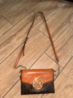 Michael Kors purse