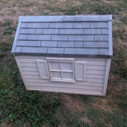 Resin Dog House.   Still For Sale Ignore The sold Sign On It!