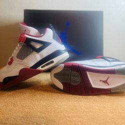 Jordan 4 Retro Size 9.5