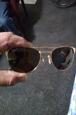 Biendo Estos Lentes En 80