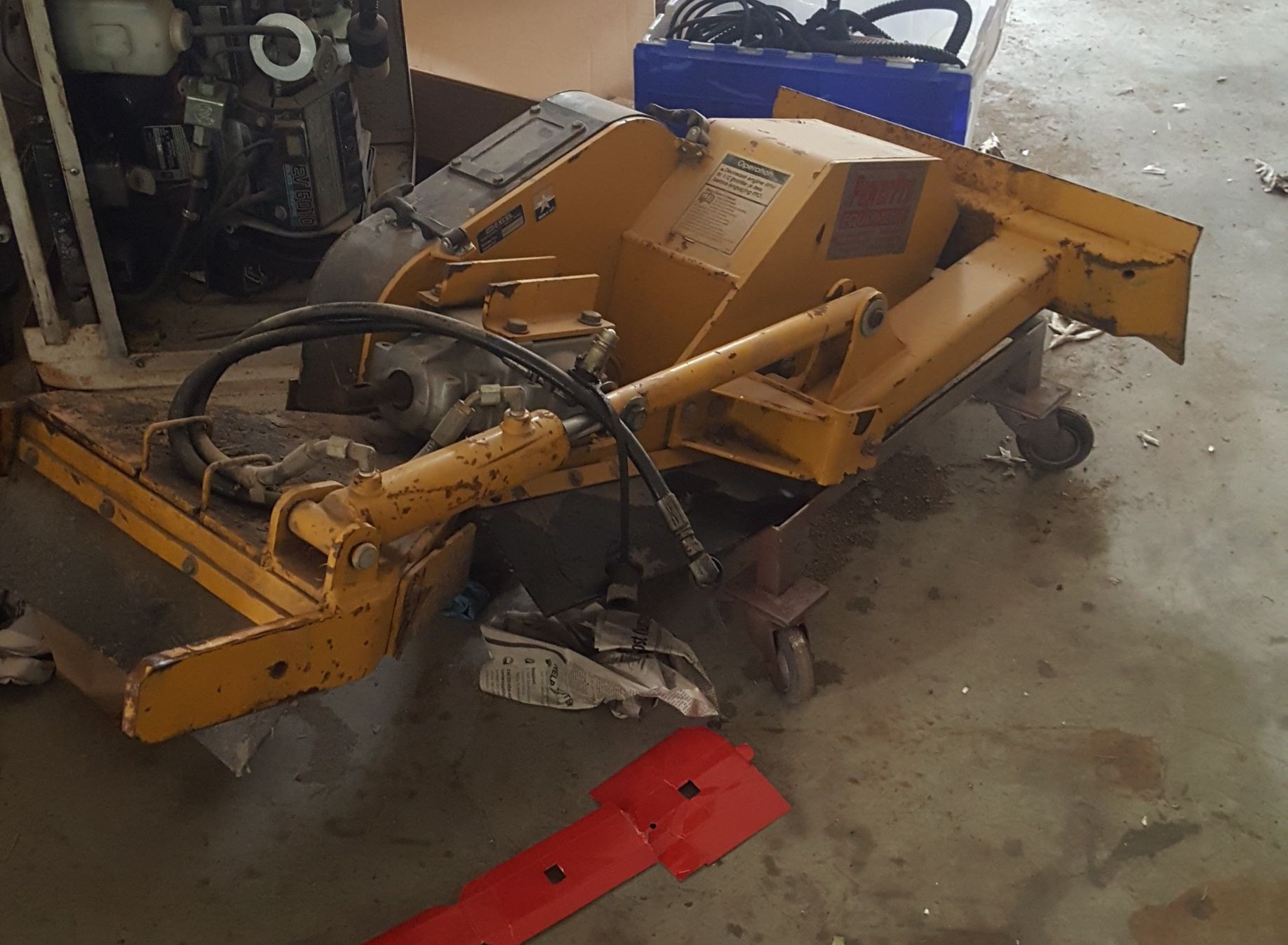 Excel 4400 Hustler