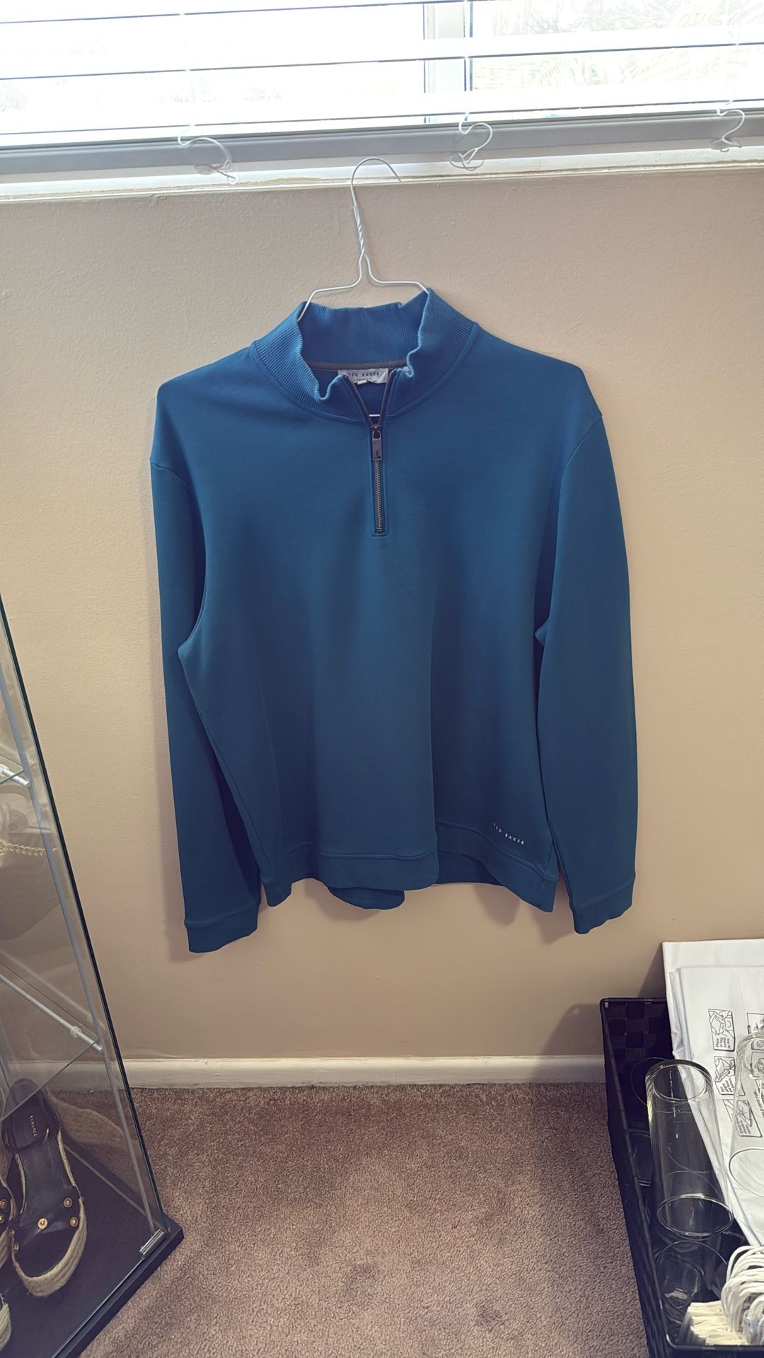 TED BAKER BLUE SWEATSHIRT, SIZE 6 “L”