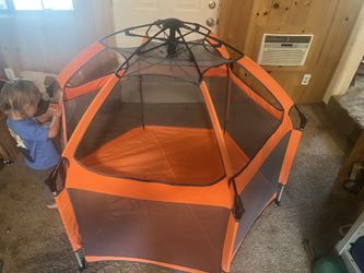The California Beach co. Pop Up Tent Pop And Go Playpen