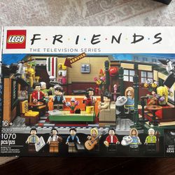 Mint Condition Lego Friends Central Perk
