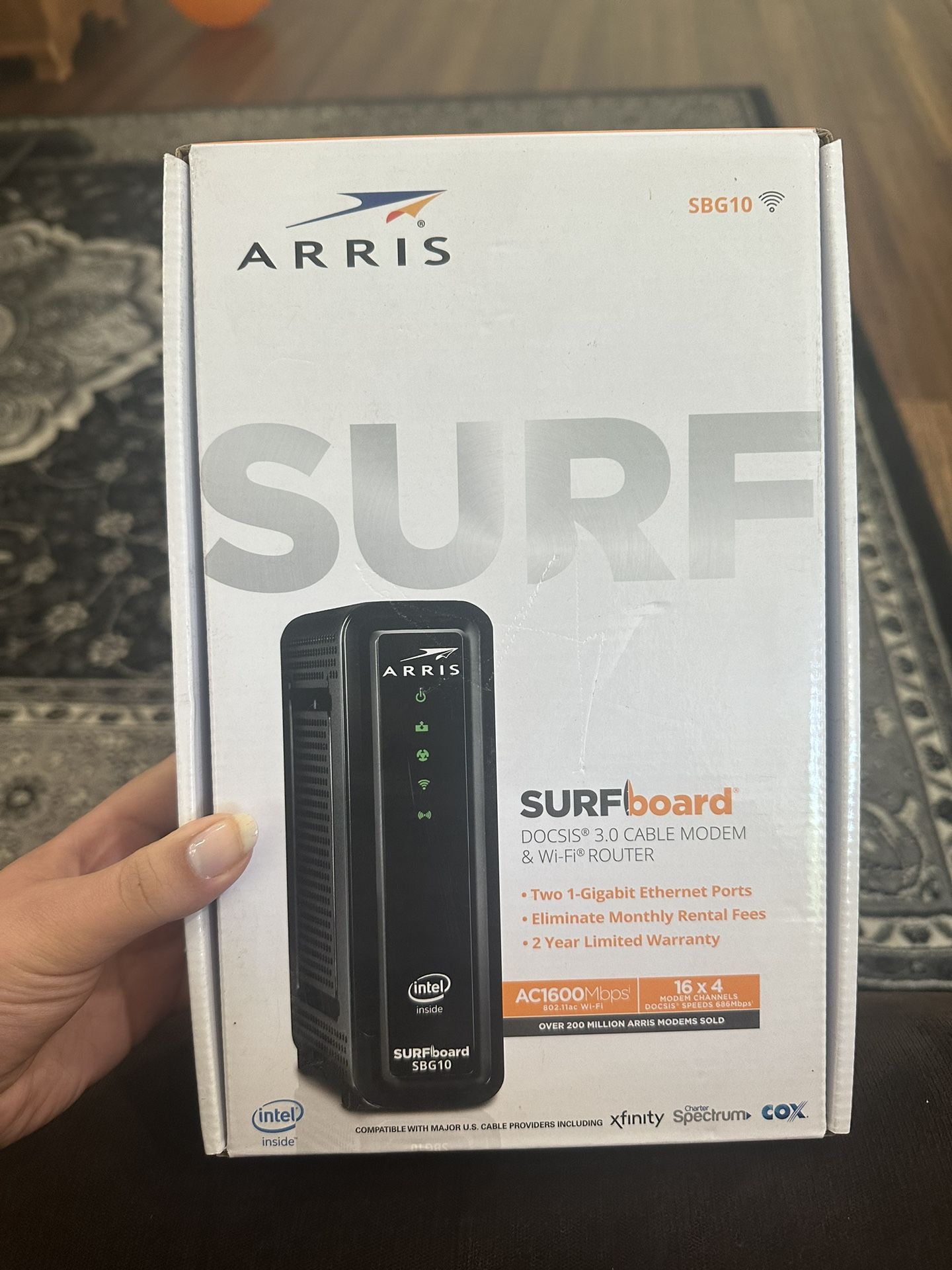 Arris Surfboard Cable Modem & WiFi Router