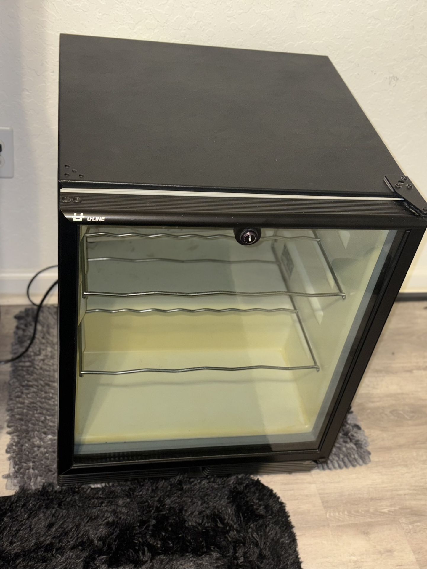 Wine Cooler Fridge U-LINE