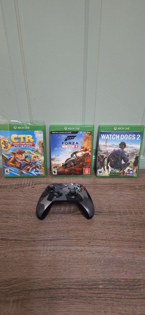 Xbox One Wireless Controller And 3 Games