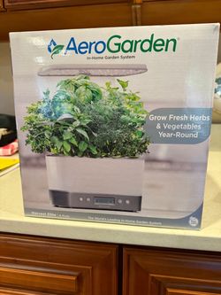 Aero garden In-Home Garden System