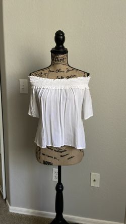 Off Shoulder Crop Top