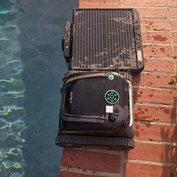 Wybot s2 solar pool cleaner with solar dock