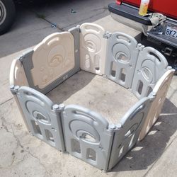 KID'S PLAYPEN
