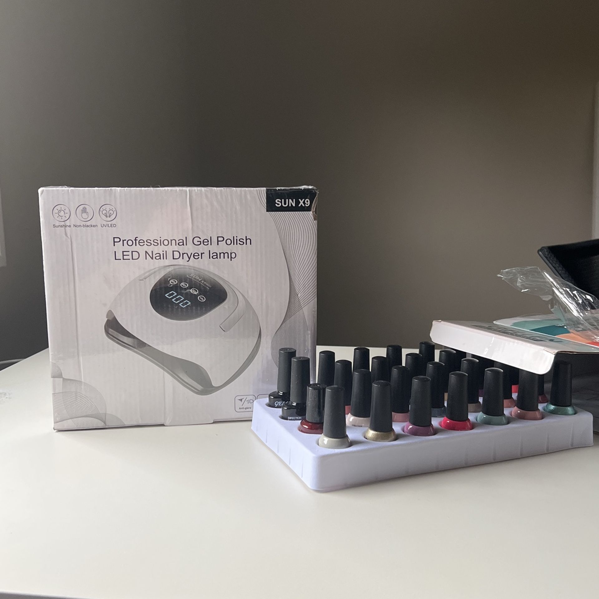 LED Gel Polish Nail Dryer Lamp & Gel Nail Polish Kit