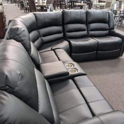 New Black Power Recliner Sectional Couch / Free Delivery 