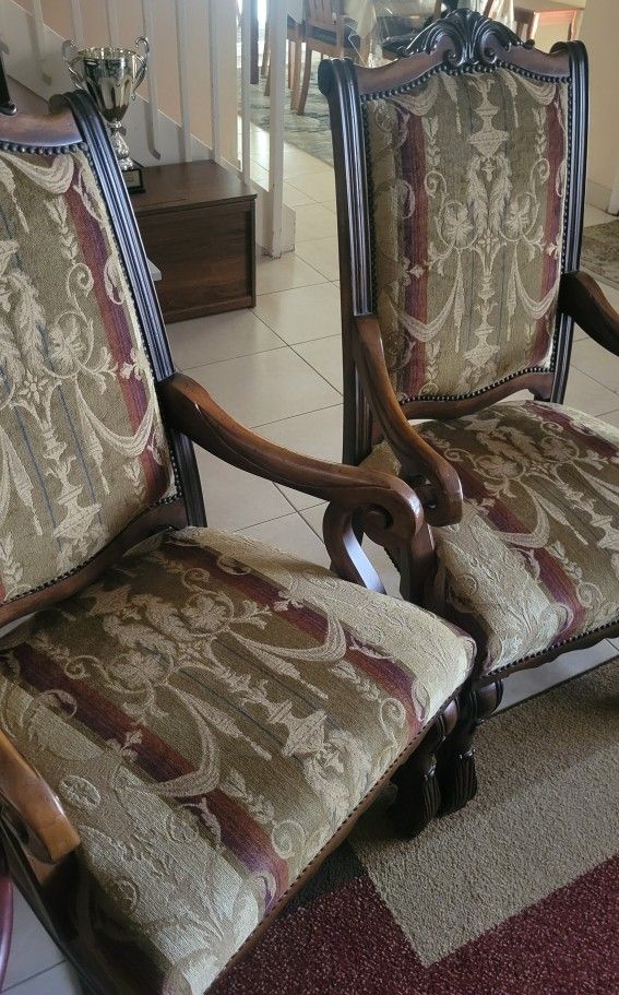 Set Of Two Chairs ( Like New ) Smoke and Pet Free Home...willing To Negotiate Price