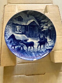 Vintage 1971 Kaiser West Germany Christmas Plate "Silent Night" Kurt Bauer Blue Porcelain ( chipped)
