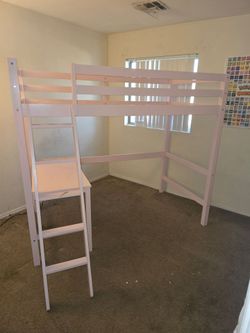 Twin Loft Bed – Soft Pink – Sturdy & Functional
