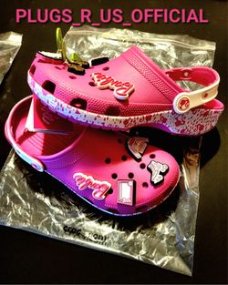 BARBIE CLASSIC CLOG CROCS VARIOUS SIZES AVAILABLE.....