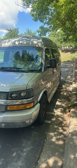 2004 express 1500 van