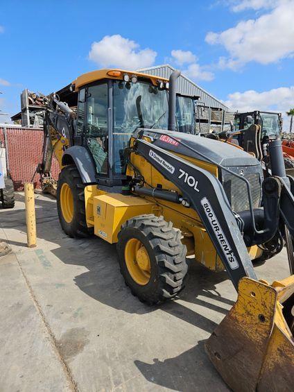 John Deere 710L Backhoe