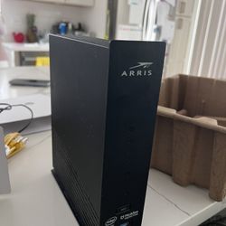 ARRIS: SBG7400AC2, Modem Router Combo