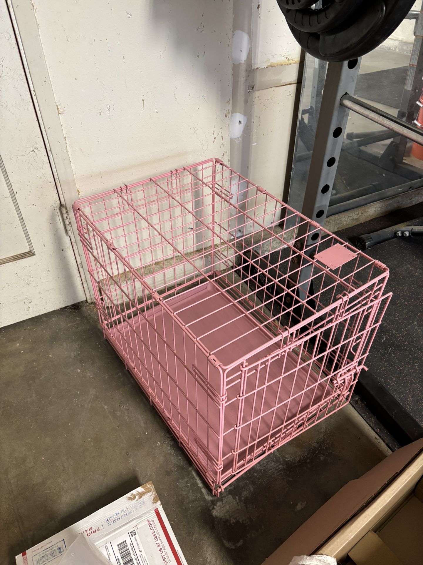 Free Pink Dog Crate
