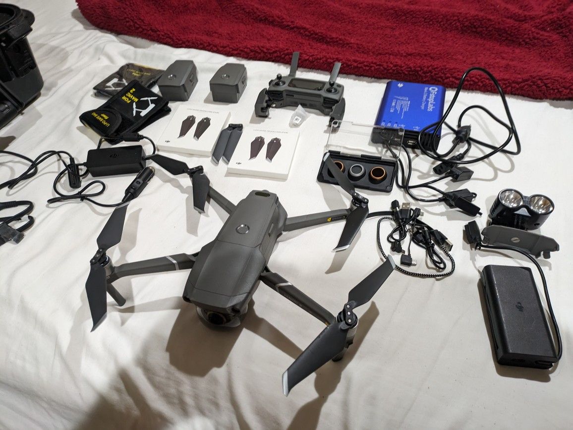 Mavic 2 Zoom Fly More W/ Many Extras, 3 Batteries, ND Filters Etc.
