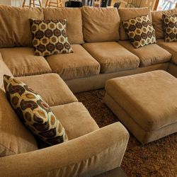 Tan 3 Piece Sectional