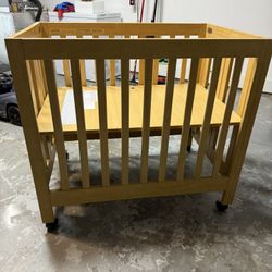New Born Crib/Versatile/Modular/Slim