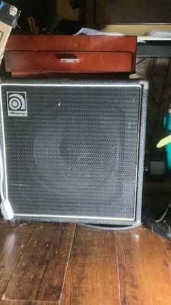 Ampeg Bass Amplifier
