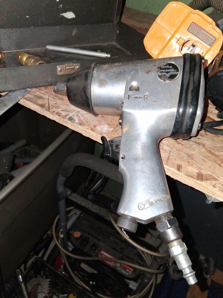 Central Pneumatic Gray