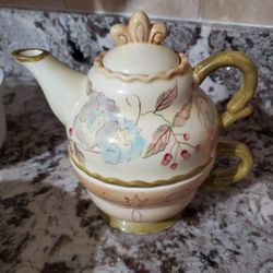 Julianna New Tea,  Teacup Combo