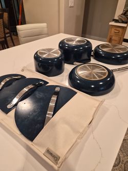 8 pc Caraway pots and pans