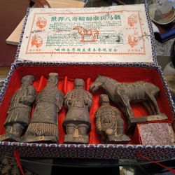 Vintage Quinn Dynasty Horse And Warriors Sculpture In Box