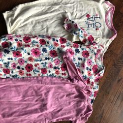 3 Girls Nightgowns 0–6 Months