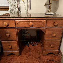 Desk - Vintage 