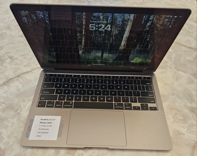 MacBook Air 13" (Retina, 2020)