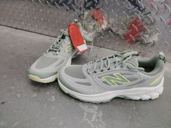 New Balance 410 Trail Running Sneakers