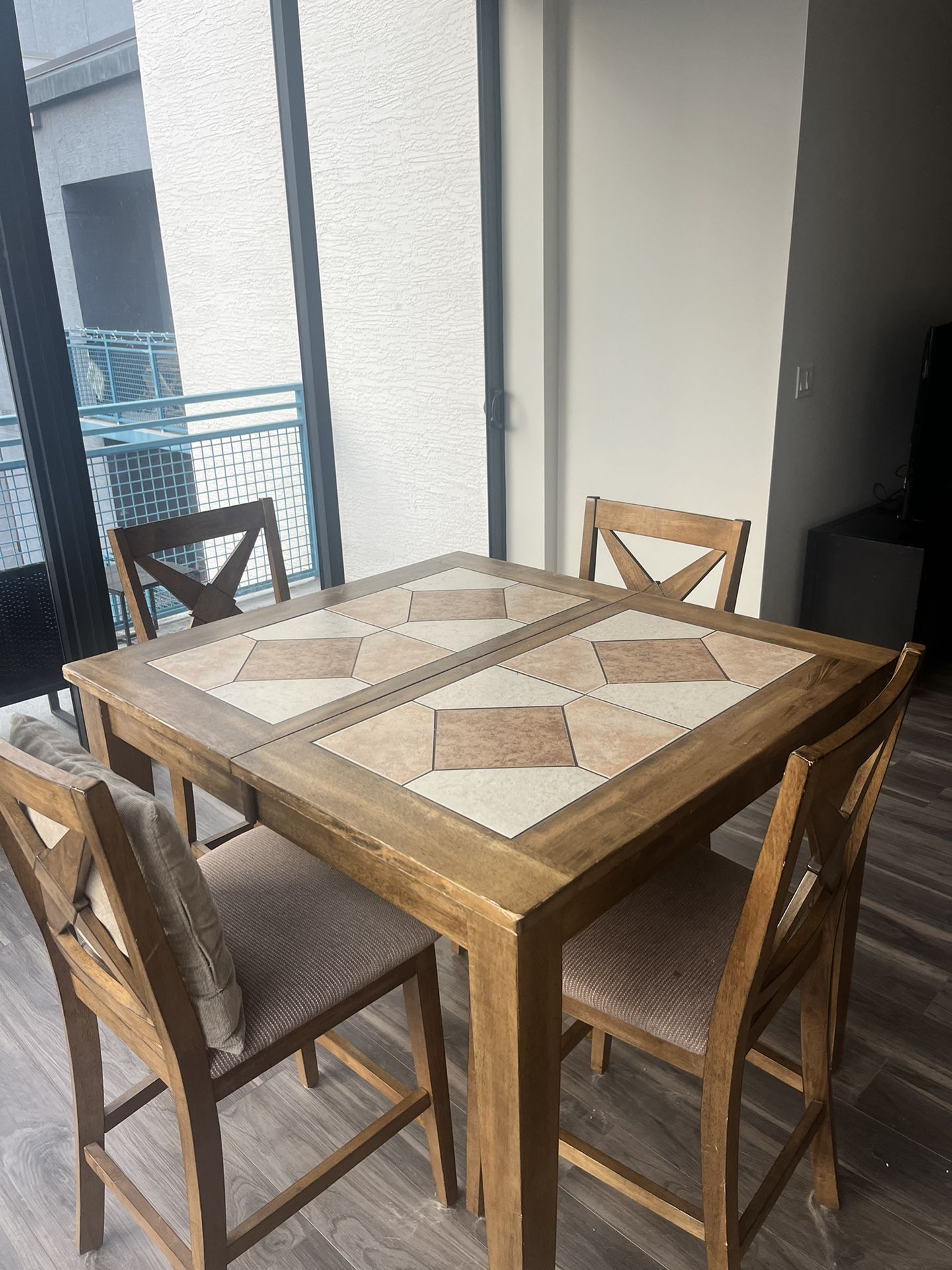 Kitchen Table With Barstools