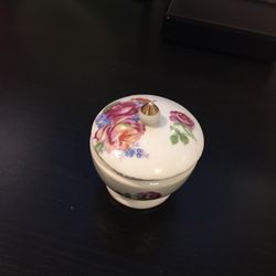 Porcelain Sugar holder with painted flowers