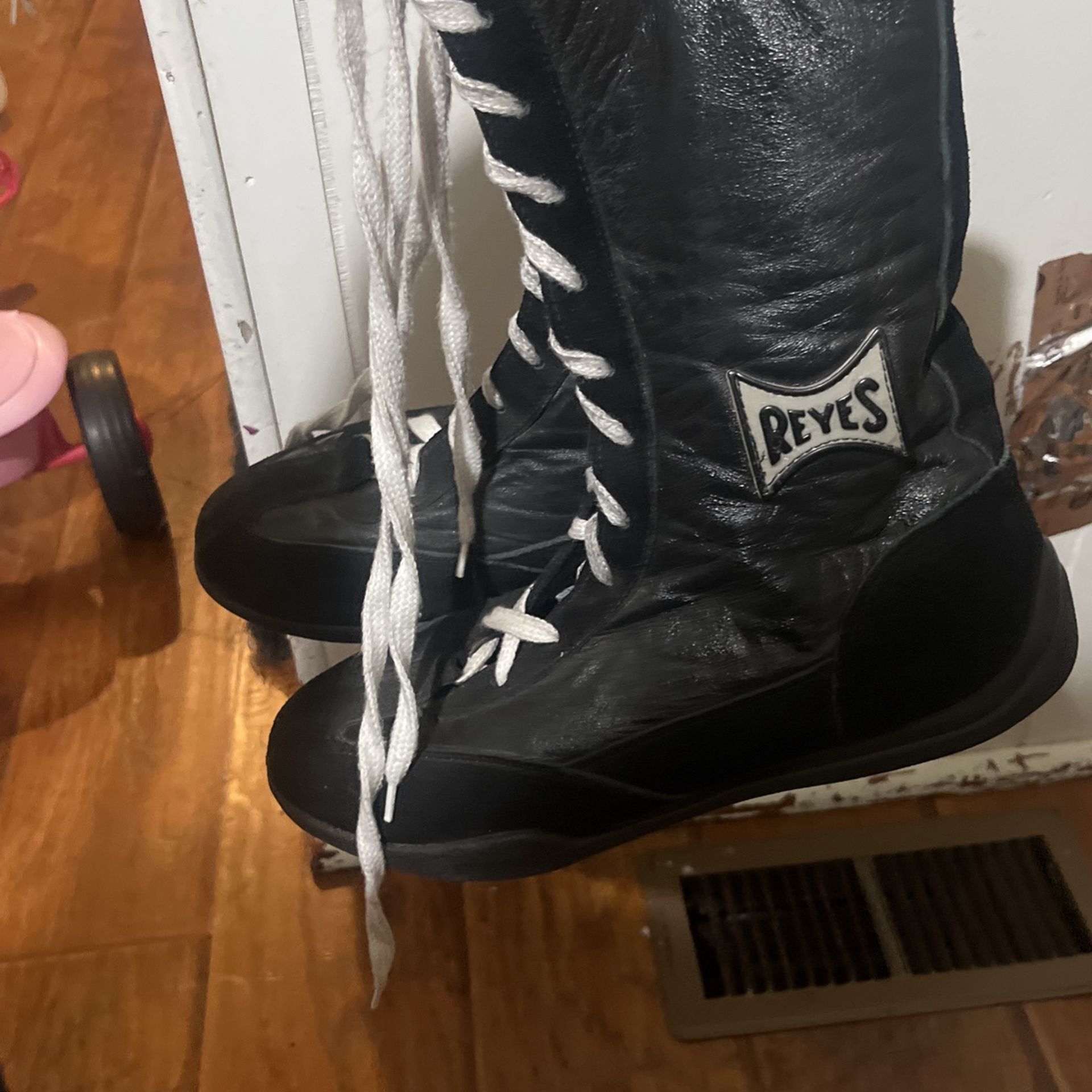 Cleto Reyes High Top Leather Boxing shoes