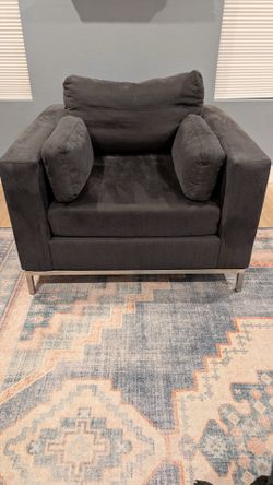 Dania Sofa Chair