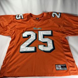 Mr Wilson Sportswear Untouchables Keia #25 Orange Stitched Small Football Jersey