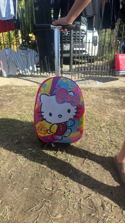 Hello Kitty Luggage 